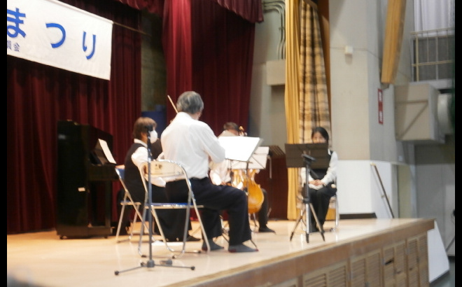 pb100221.jpg